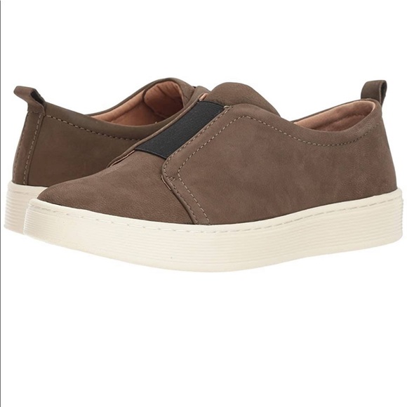 sofft shoes slip on